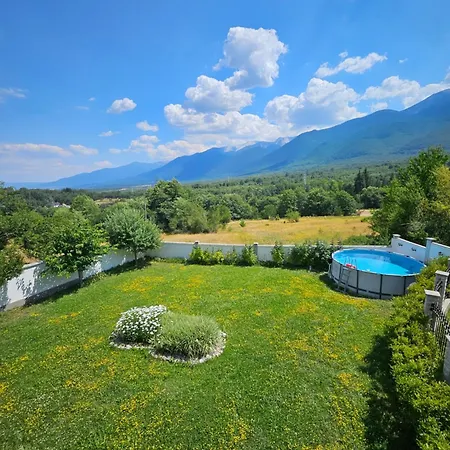 Chaletu радост Radost Razlog